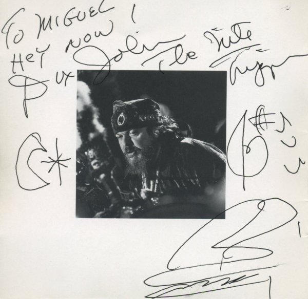 Autógrafo de Dr. John en la cubierta interior de 