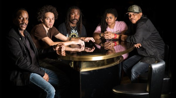 Dumpstaphunk, la banda de los primos Ivan e Ian Neville 