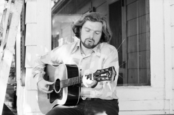 Un joven Van Morrison a principios de los años setenta. Foto: Estate Of David Gahr