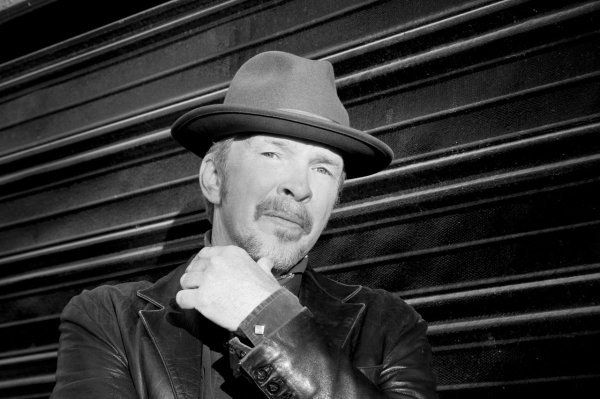 Dave Alvin, desnudando a Los Lobos
