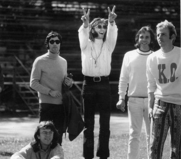 Una de las formaciones de Sir Douglas Quintet, con Sahm en el centro