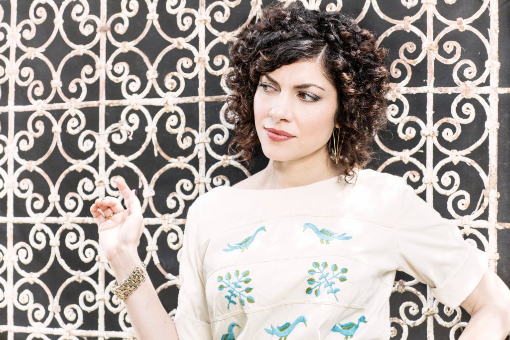 Carrie Rodriguez, entre dos mundos