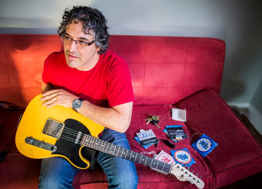 El productor y guitarrista Jonathan Freilich